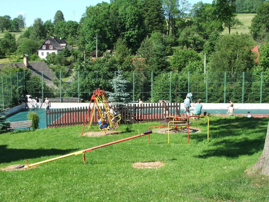 Penzion Kamzik Česká Kamenice エクステリア 写真